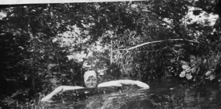 Mahler Photo Album 3027 (2).jpg Mahler Photo Album 3027 (2).jpg